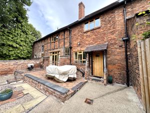 Photo 25- click for photo gallery